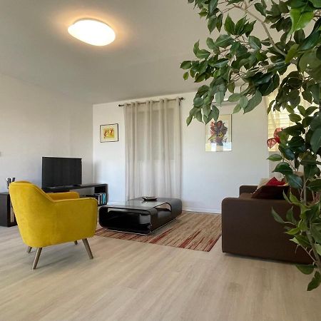 Ferienwohnung Jarry Entre Chien Et Loup Baie-Mahault Exterior foto