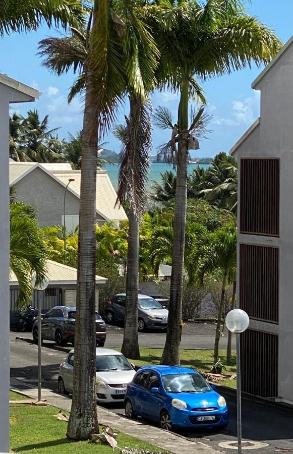 Ferienwohnung Jarry Entre Chien Et Loup Baie-Mahault Exterior foto