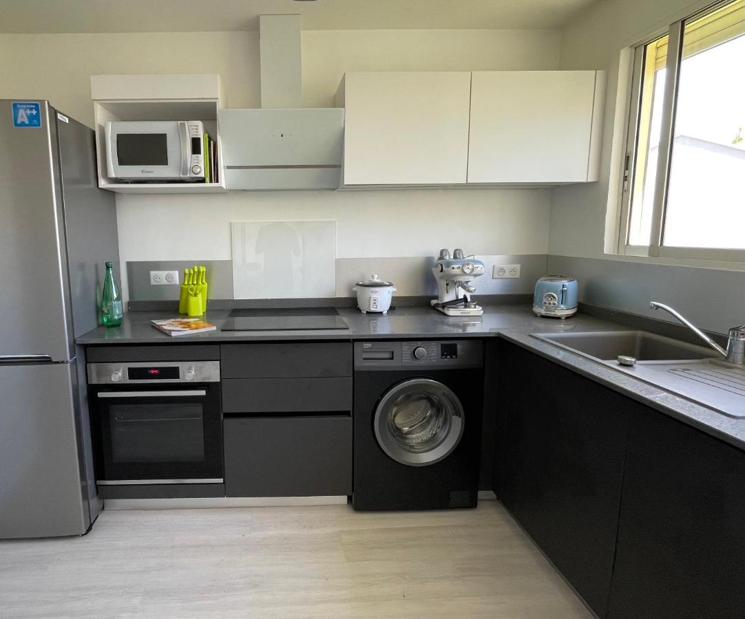 Ferienwohnung Jarry Entre Chien Et Loup Baie-Mahault Exterior foto