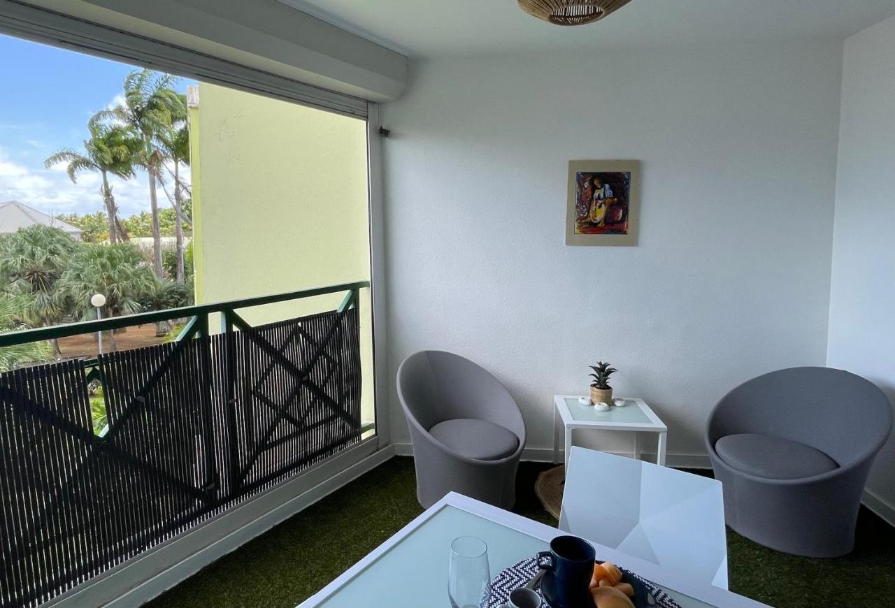 Ferienwohnung Jarry Entre Chien Et Loup Baie-Mahault Exterior foto