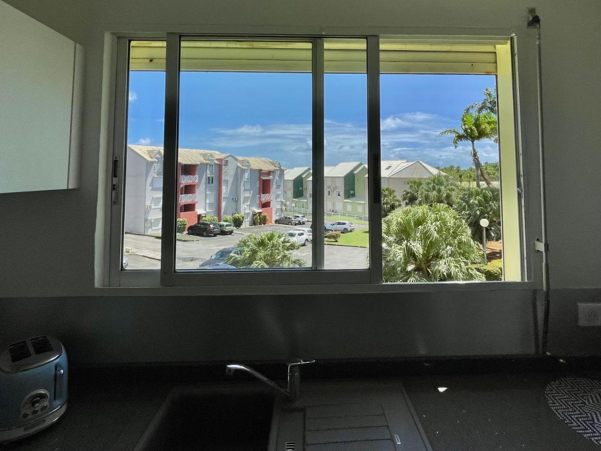 Ferienwohnung Jarry Entre Chien Et Loup Baie-Mahault Exterior foto